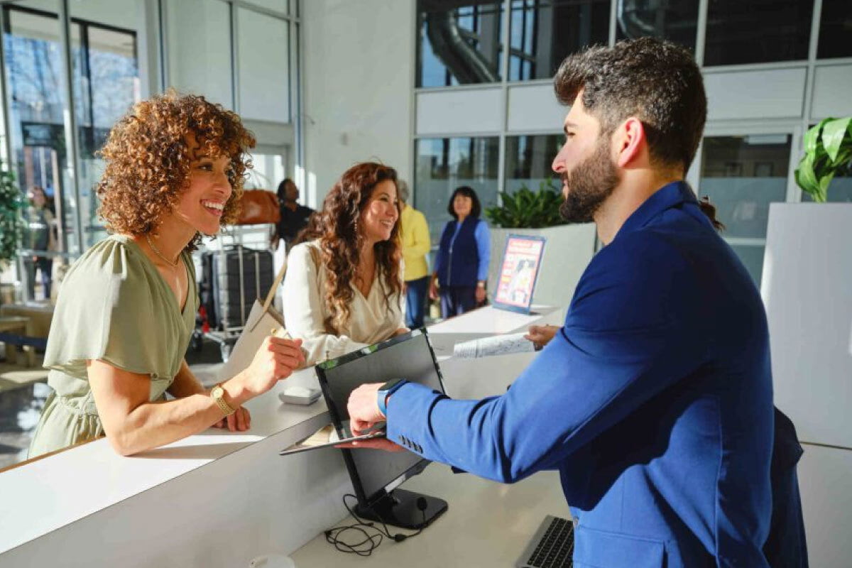 Customer-Service
